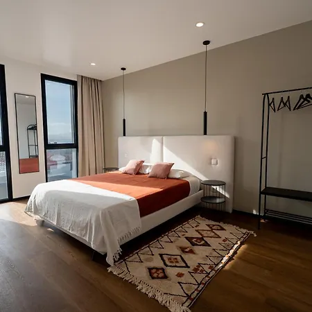 Apartment Essence - Bath & Sunset *