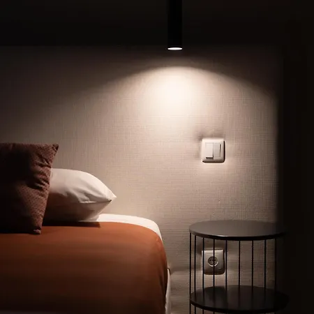 Essence - Bath & Sunset Apartment