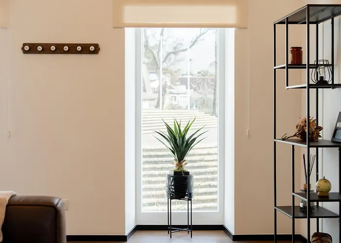 Essence - Bath & Sunset 大里贝拉